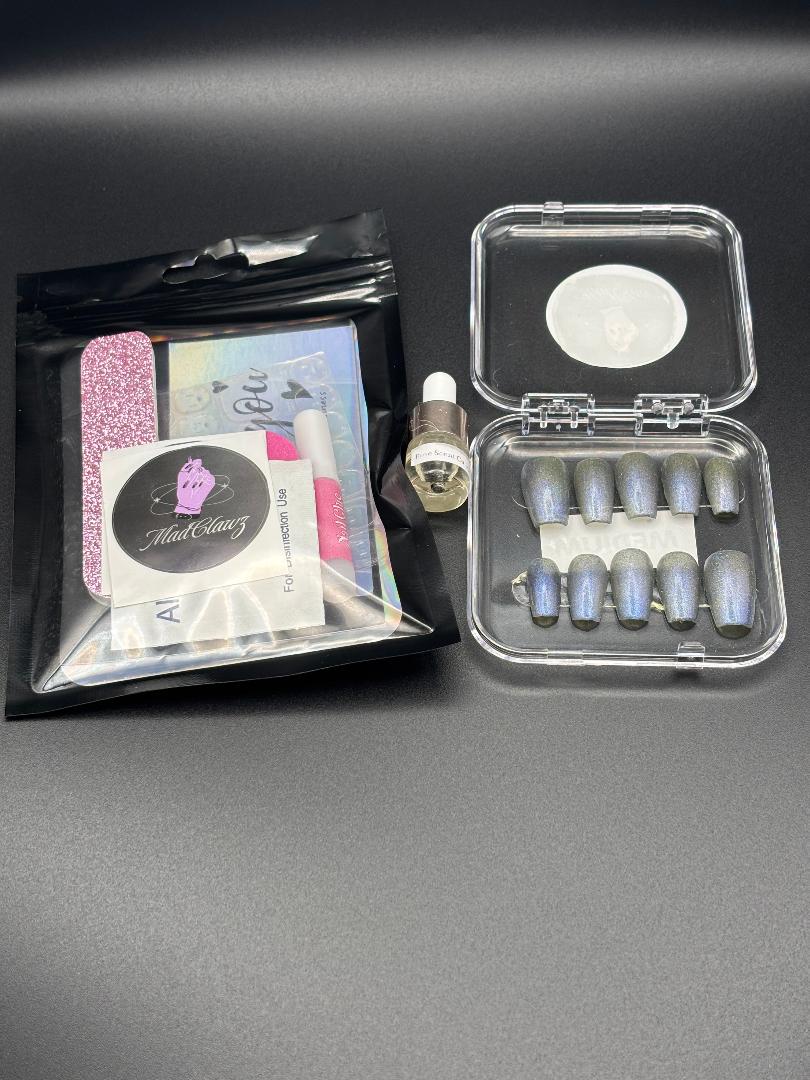 Short-Length Coffin Green/Blue Cat Eye Gel Polish Press-On Nails (Size Medium)